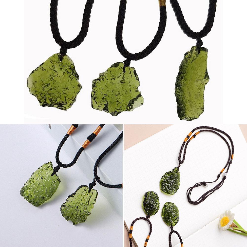 Crystal Pendant Necklace Natural Stone - Collier en cristal de quartz naturel