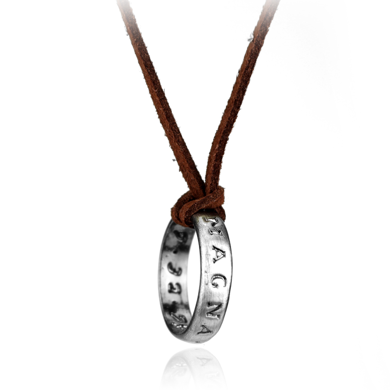 Collier chaîne en cuir Anime G - Anime Pendant Necklace avis et prix