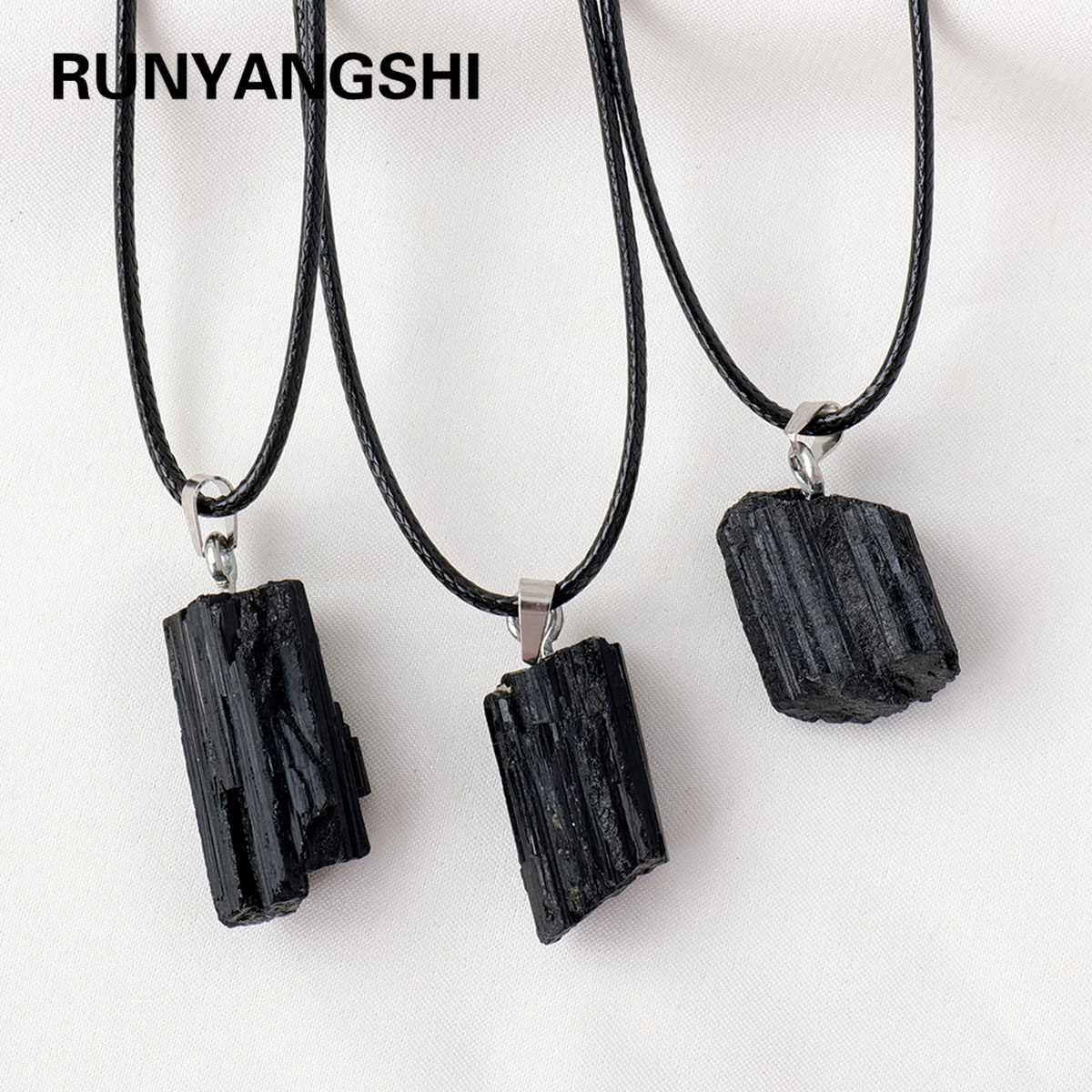 Collier avec pendentif en Tour - Crystal Pendant Necklace Natural Stone avis et prix